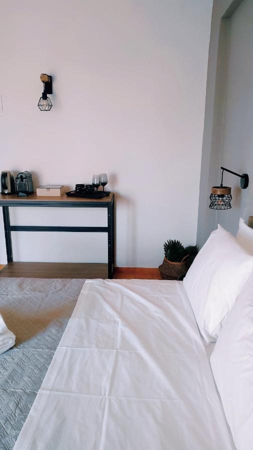 Bed and Breakfast Stalis Drops Екстер'єр фото