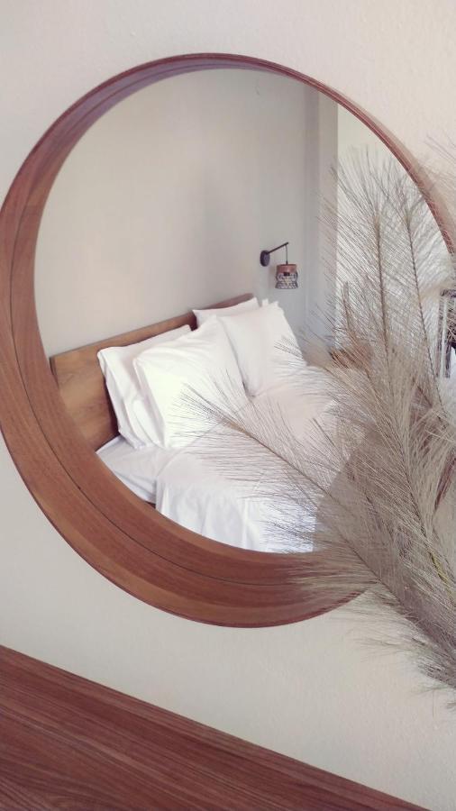 Bed and Breakfast Stalis Drops Екстер'єр фото
