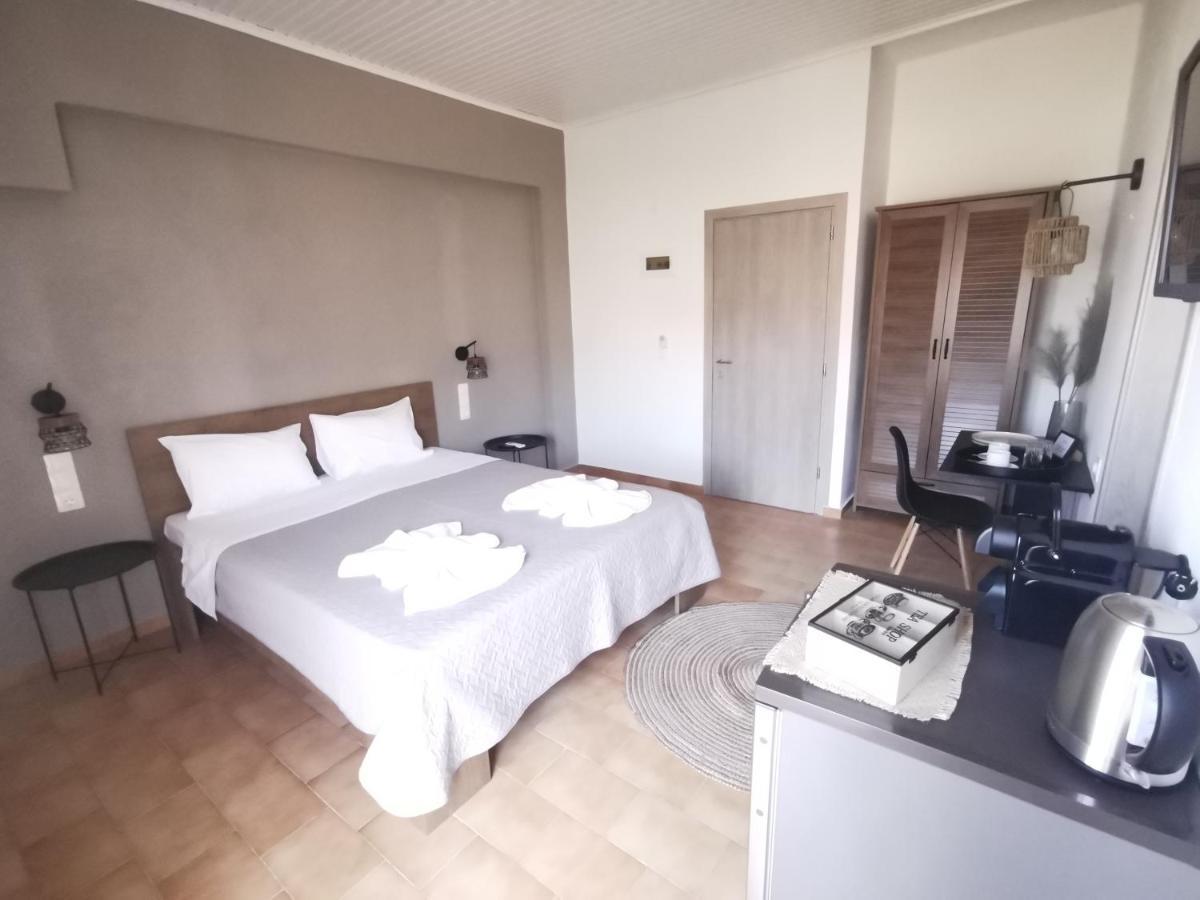 Bed and Breakfast Stalis Drops Екстер'єр фото