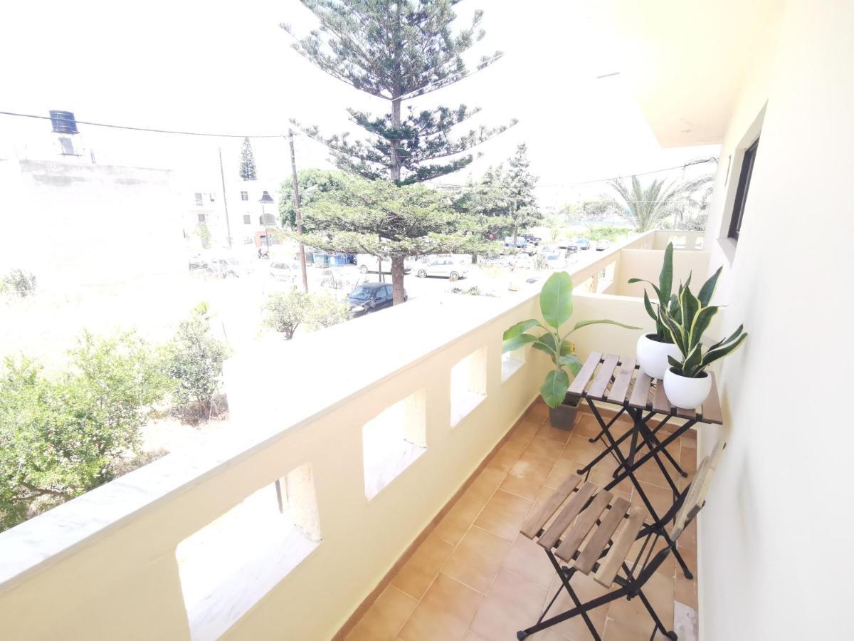 Bed and Breakfast Stalis Drops Екстер'єр фото